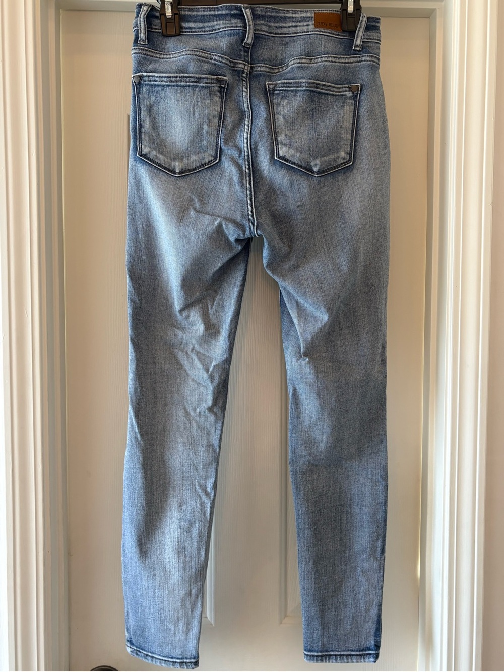 Judy Blue Light Wash Skinny Jeans - Picture 3 of 4